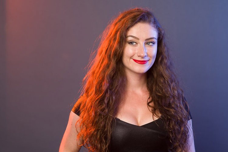 How to Become a Successful Influencer in 2025