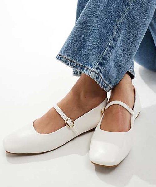 1) Minimal ballet flats