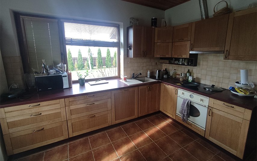 The “Kitchen Counter Reset” That Makes Your Whole Home Feel More Put Together